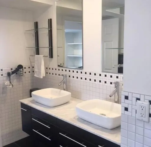 Luxury Three Story In Short North *